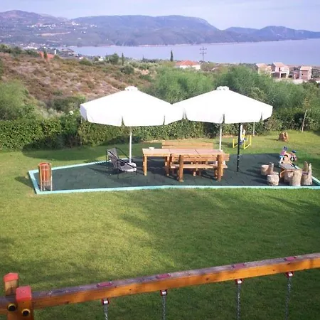 아파트 Meltemi And *