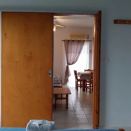 Meltemi And 아파트 *