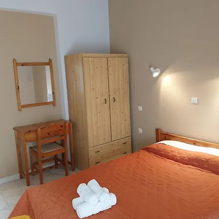 Meltemi And 피니코운타