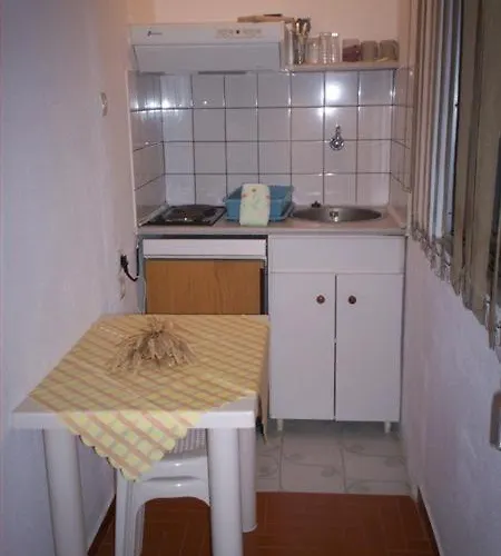 Meltemi And Apartamento